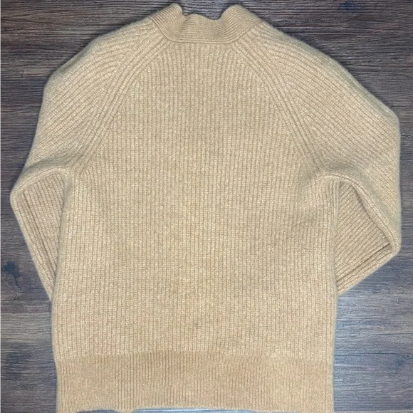 100% wool Everlane Women's Camel Cardigan Sweater - Picture 6 of 16